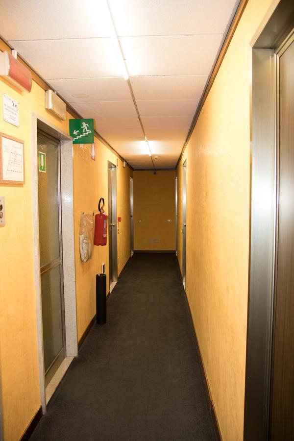 Residence Loreto Μιλάνο Εξωτερικό φωτογραφία